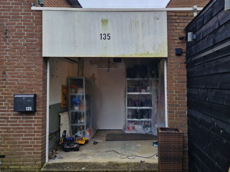 garage voor.jpg