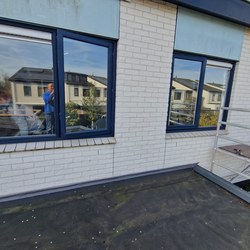 Flevo Kozijnen Almere - Almere Stad, 240702_Kunststof kozijn in blauwe uitvoering.jpeg
