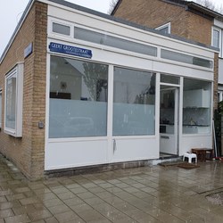 Flevo Kozijnen Almere - nieuwe gevel en kunststof kozijnen in Amsterdam 1.jpeg