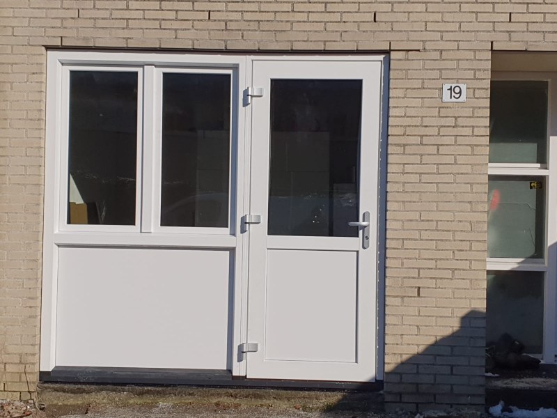Flevo Kozijnen Almere - Van garage naar kantoor in 1 dag 5.jpeg