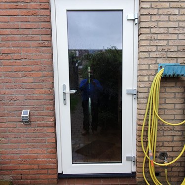 Flevo Kozijnen Almere - Kunststof achterdeur in Almere 3.jpeg