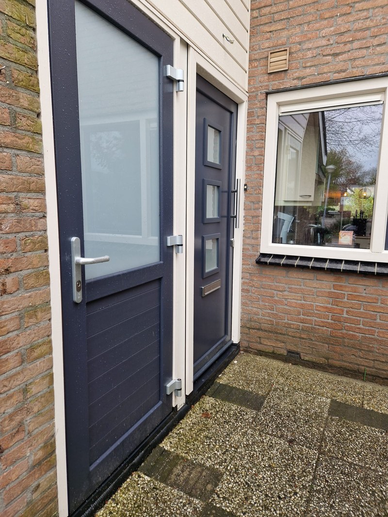 Flevo Kozijnen Almere - Nieuwe kozijnen in Kampen 2.jpeg