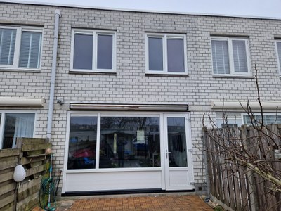 Alle kunststof kozijnen vervangen in Almere – complete renovatie in de Muziekwijk