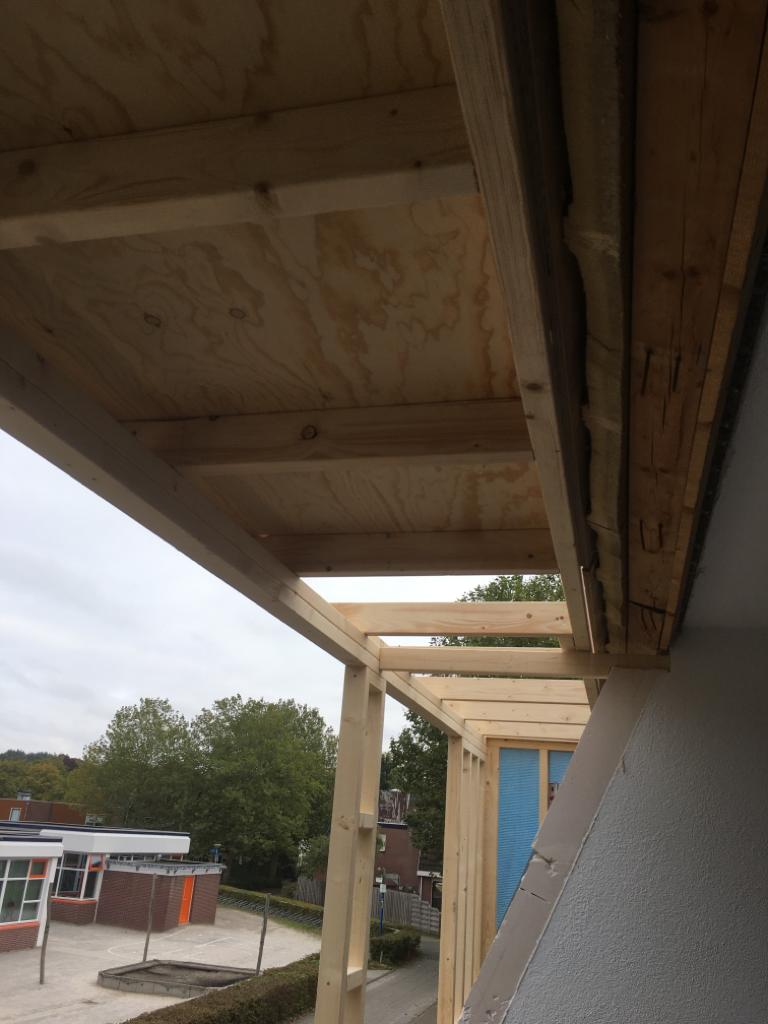 191030-dakkapel-bouw-in-almere-haven 2.jpeg