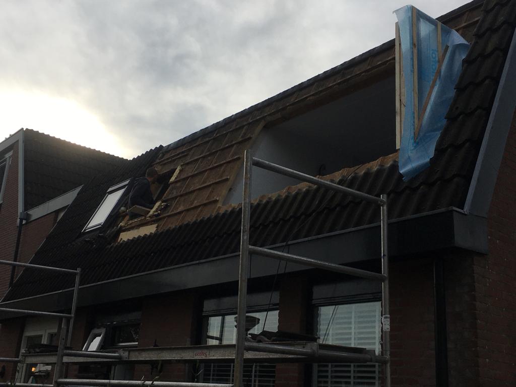 191030-dakkapel-bouw-in-almere-haven 3.jpeg