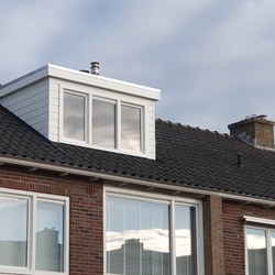 200915 Kunststof dakkapel voor en achter in Amstelveen 3.jpeg