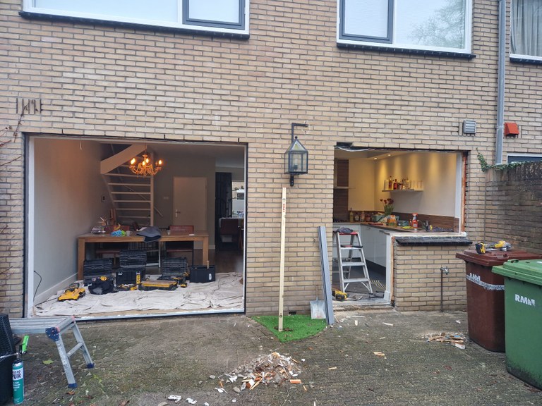 Soest, kunststof openslaande deuren en kunststof keukenkozijn 01.jpeg