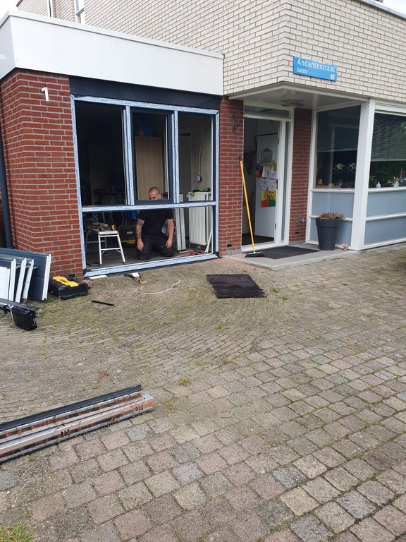 Van garage naar kantoor in Almere