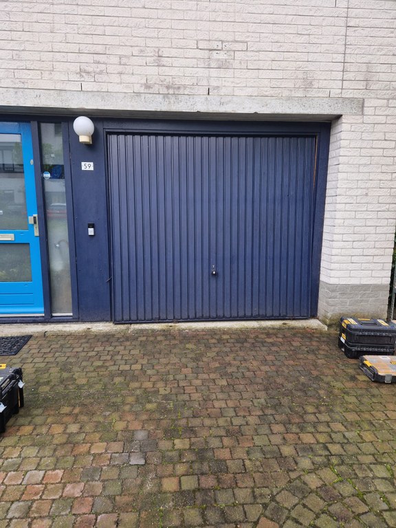 Van garage naar werkruimte in Almere Buiten