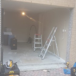 210303_Van garage naar werkruimte 2.jpeg